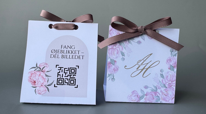 Personlig kuvertæske – elegant bordgave til dine gæster
