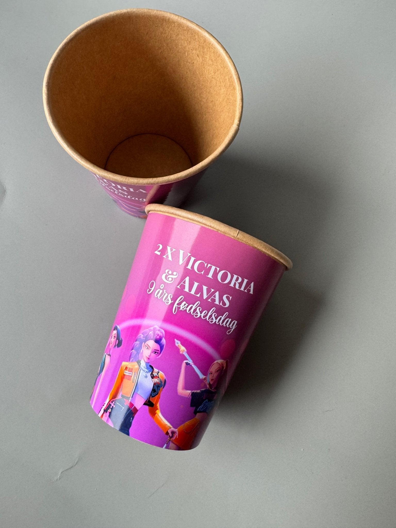 Papkrus med eget design - buvino - unik festpynt